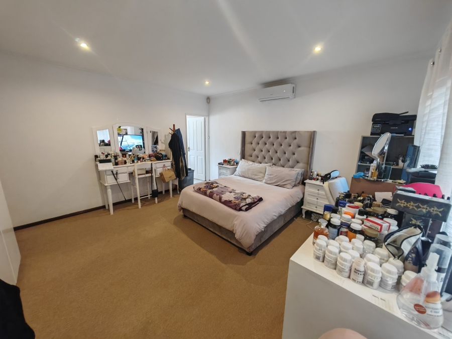 3 Bedroom Property for Sale in Century City Western Cape